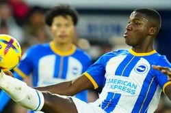 Ngôi sao Brighton 'van nài' CLB bán cho ông lớn Ngoại hạng Anh vì lý do 'khó đỡ'