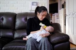 Phụ nữ Hàn Quốc và phong trào 'đình công sinh nở' để tránh áp lực xã hội