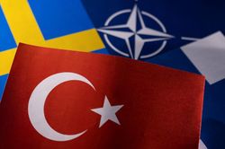 'Chú ngựa bất kham' trong NATO