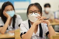 Tuyển sinh 2023: 'Các trường đại học cần suy nghĩ nhiều hơn cho thí sinh'
