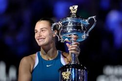 Australian Open: Aryna Sabalenka giành Grand Slam đầu tay sau chiến thắng Elena Rybakina