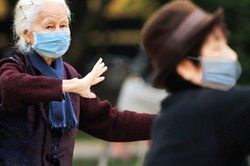 Nhiệt độ giảm sâu, bác sĩ chỉ cách phòng ngừa đột quỵ