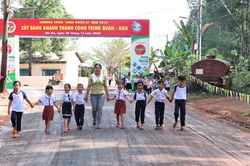 Con đường đậm nghĩa tình quân - dân