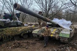Công ty Nga treo thưởng cho binh lính phá hủy xe tăng phương Tây ở Ukraine
