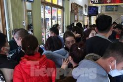 Số người dân đi mua vàng ở Nghệ An tăng gấp 10 lần