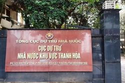 Bắt quả tang 4 cán bộ Chi cục dự trữ Nhà nước đánh bạc