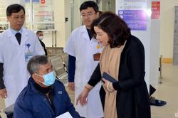 Tăng cường công tác khám, điều trị các bệnh do thời tiết giá lạnh sau Tết Nguyên đán