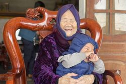 Hé lộ bí quyết sống thọ của cụ bà 110 tuổi có 70 chắt ở xứ Nghệ