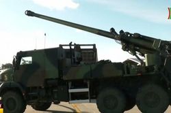 Pháp gửi thêm 12 dàn pháo Caesar cho Ukraine