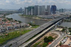 Cần lộ trình đánh thuế bất động sản phù hợp