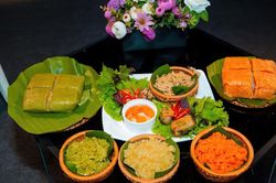 Set cỗ chay cúng Rằm tháng Giêng 'lên ngôi' sau Tết