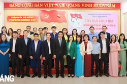 Xây dựng Đảng về đạo đức cần tập trung vấn đề nêu gương