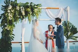 Đám cưới trên đảo Bali với vỏn vẹn chưa đến 20 khách trong suốt 3 ngày