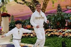 Đàm Vĩnh Hưng liên tục đưa con trai đi du lịch hải ngoại