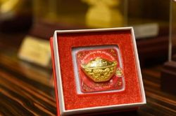 Mua vàng ngày vía Thần Tài, nhiều người lỗ nặng