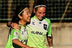 Xem Huỳnh Như sút phạt đẳng cấp giúp Lank FC ngược dòng