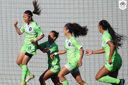 Huỳnh Như lập siêu phẩm cho Lank FC