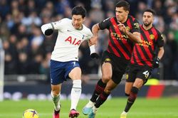 VIDEO bàn thắng Tottenham vs Man City: Giành 3 điểm dù thiếu người