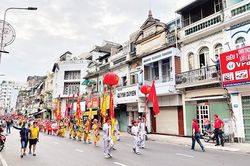 Đầm ấm Tết Nguyên tiêu