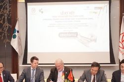 Vimedimex ký hợp tác với đối tác Đức ứng dụng liệu pháp trị liệu phóng xạ