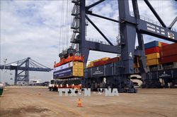 Đề xuất bến container quốc tế cảng Sài Gòn tiếp nhận tàu siêu trọng tải