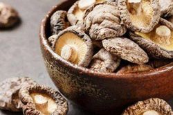Cách dùng nấm hương hỗ trợ giảm mỡ máu