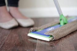 Cách xử lý khi nhà bị nồm ẩm ướt