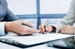 Mức phạt vi phạm hợp đồng thương mại năm 2023 được quy định thế nào?