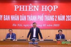 Chủ tịch UBND TP Hà Nội biểu dương các đơn vị đã nỗ lực hết mình phục vụ nhân dân thời gian qua