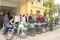 Khởi tố nhóm thanh niên chặn đánh người đi xe máy biển số Vĩnh Phúc