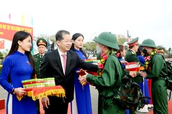 Hơn 1.300 thanh niên Đà Nẵng hăng hái lên đường nhập ngũ