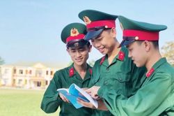 Chính trị - Xã hội Xây dựng Đảng Trưởng thành từ quân ngũ