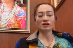 Công an vào cuộc vụ cô đồng 'đúng nhận, sai cãi' bổ cau xem bói