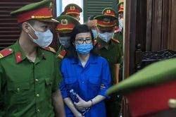 Cựu nữ 'phó tướng' của bà Nguyễn Thị Thanh Nhàn hầu tòa trong vụ án tại Sở Y tế Cần Thơ