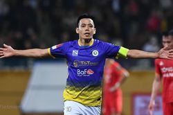 Văn Quyết tỏa sáng, Hà Nội FC thắng Công an Hà Nội ở trận đấu tâm điểm