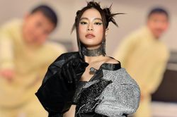 Con trai Đan Trường khi 'See Tình' với Hoàng Thùy Linh: Bắt nhạc cực chuẩn, lộ rõ khả năng hát tiếng Việt