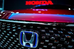 Honda sẽ ra mắt CR-V chạy hydro vào năm tới
