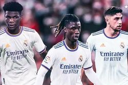 Tuyến giữa Real Madrid: Ai sẽ thay Modric và Kroos?