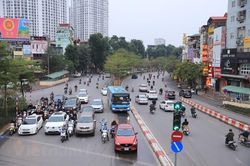 Dự báo thời tiết đêm nay và ngày mai (10-11/2): Hà Nội, Bắc Bộ, Bắc Trung Bộ đêm và sáng sớm trời lạnh, mưa phùn, sương mù, trưa chiều hửng nắng