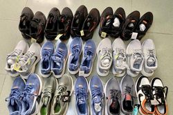 Kiên Giang: Xử phạt 5 hộ kinh doanh giả mạo nhãn hiệu Gucci, Nike, Adidas