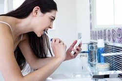 Nhận biết nguyên nhân và xử trí các cơn đau nhức răng