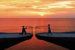 Cầu Hôn khiến giới trẻ 'phát sốt' dịp Valentine sau cảnh quay đẹp như mơ trong MV 'Em đồng ý'