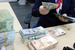 Ngân hàng Nhà nước hướng dẫn chuyển tiền ra nước ngoài: Không quá 50.000 USD/lần