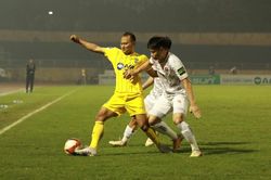 Bị Hải Phòng cầm hòa 1-1, CLB SLNA chưa biết dư vị chiến thắng