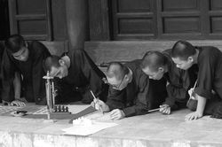 'Tử công phu' và chuyện 'bạch ốc xuất công khanh'