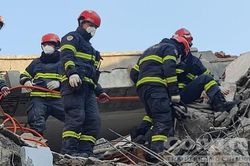 Dư chấn liên tục khiến việc cứu hộ nạn nhân động đất rất khó khăn, nguy hiểm