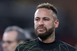 PSG biến căng, Neymar cãi sếp bự trước đại chiến Bayern Munich