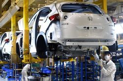 Honda: Tình trạng thiếu chip đang chạm đáy nhưng sẽ kéo dài đến cuối năm 2023