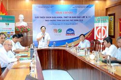 Hội thảo giới thiệu sách giáo khoa lớp 4, 8 và 11