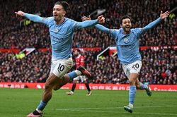 Grealish đã hết khốn khổ vì cái mác 100 triệu bảng
